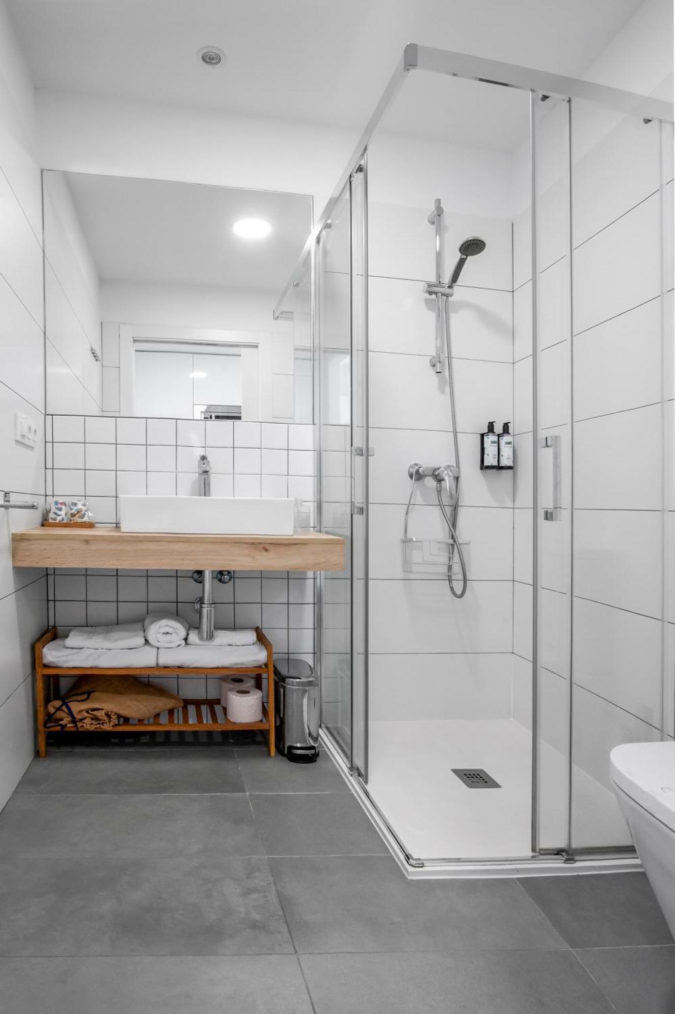 Snoe Hotel Camino Do Eume Apartamentos Pontedeume Zewnętrze zdjęcie